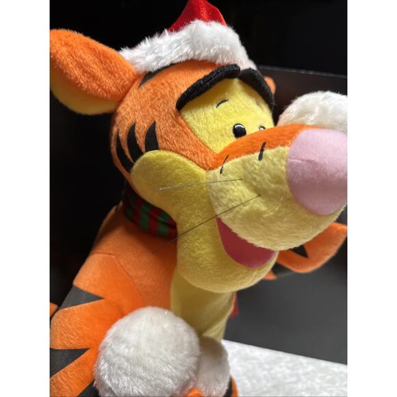 Tigger Santa Hat Door Greeters Disney Plush Christmas Winnie The Pooh 27" - Picture 2 of 16